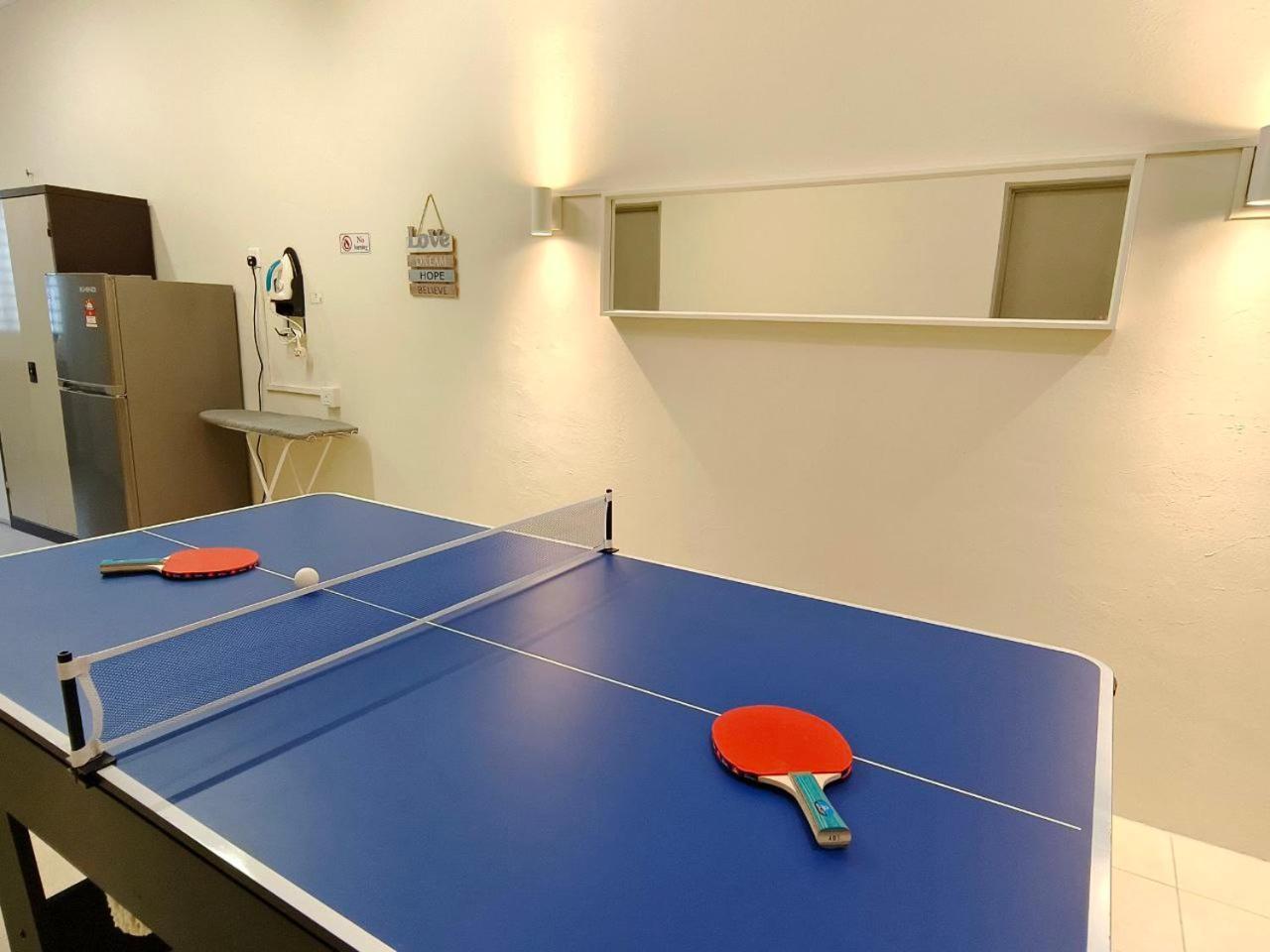 Newcastle Seri Impian Snooker Ping Pong Neflix Keluang Exterior photo